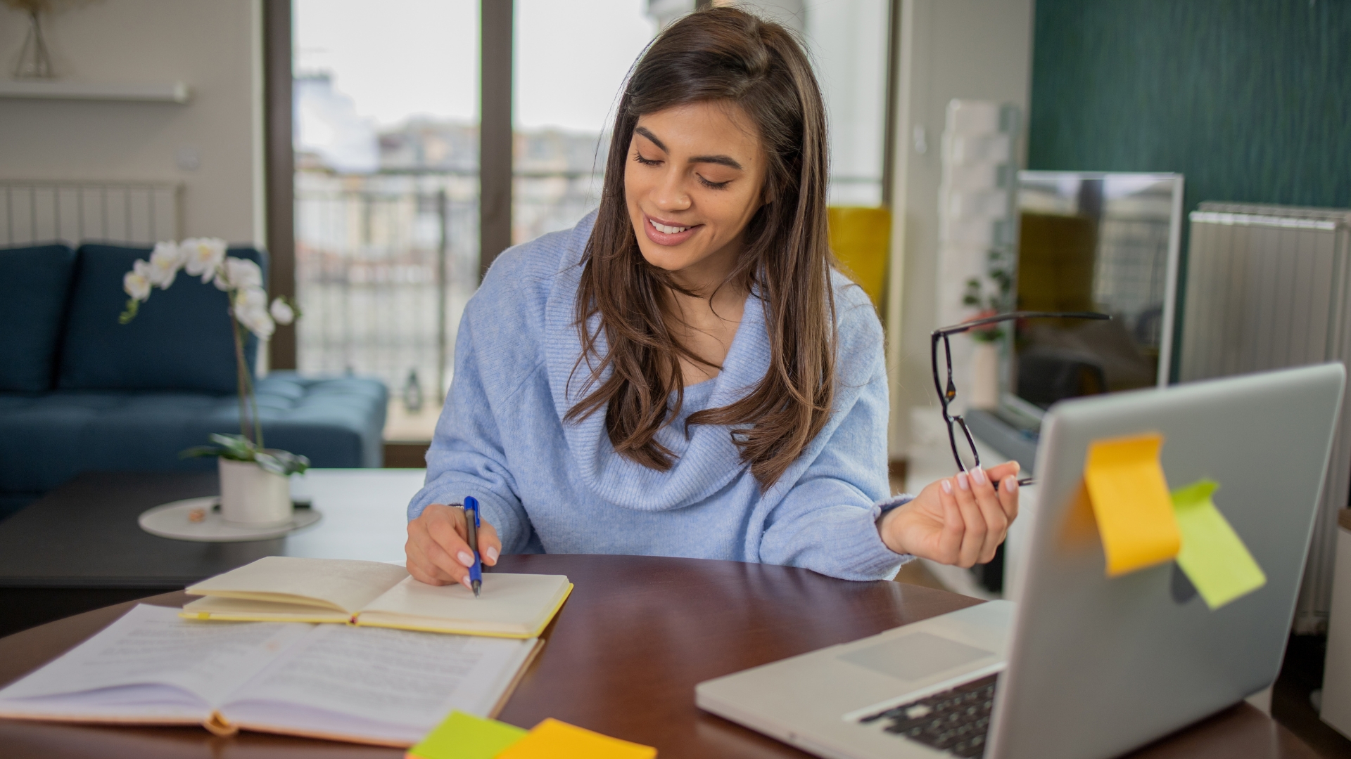 Formazione a distanza: quali sono i pro e i contro?